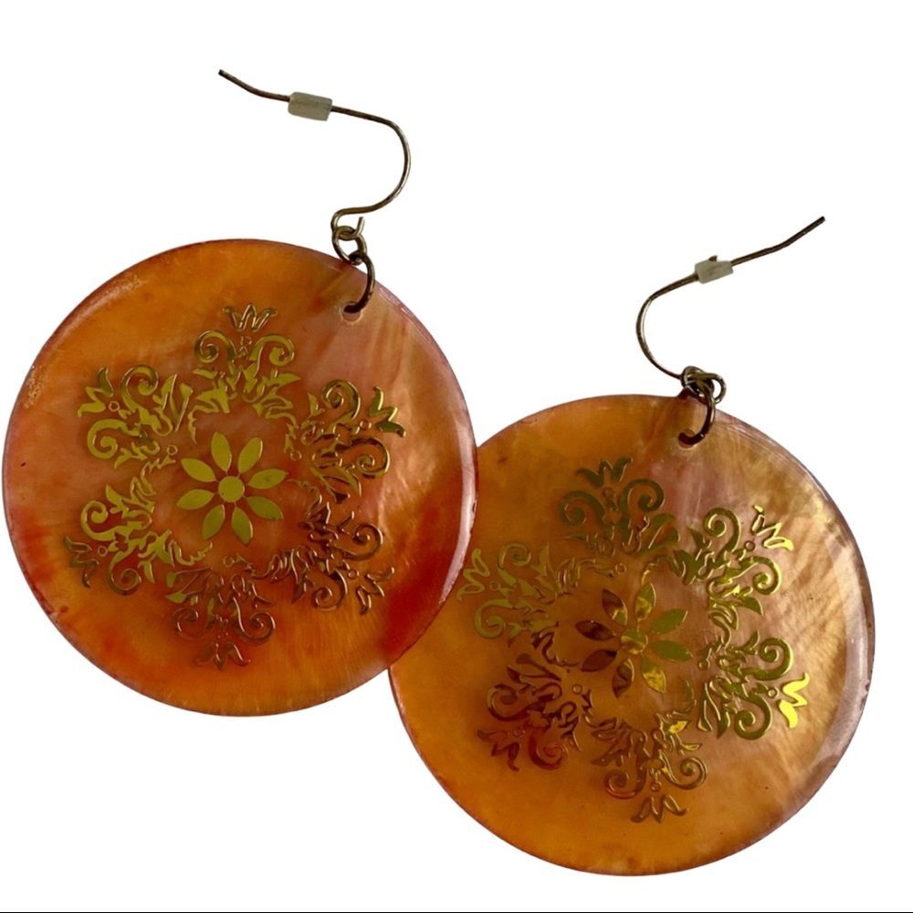 Coral Pearl Shell Like Circle Dangle Earrings With Gold Design Imprinted